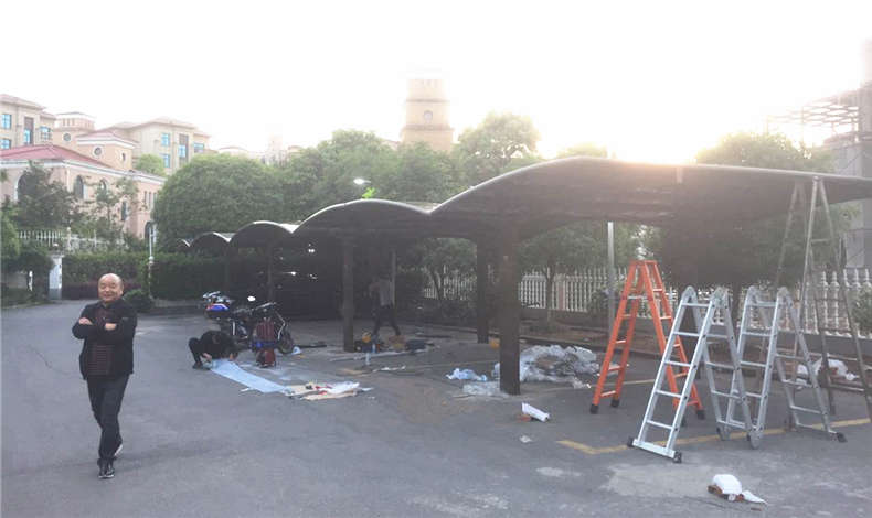 人性化設計的車棚特點及應用領域