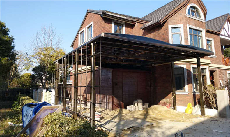 為什么別墅車棚都選鋁合金車棚？