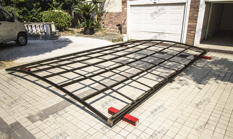 至尊卡爾車棚廠家更注重細(xì)節(jié)方面的展示！