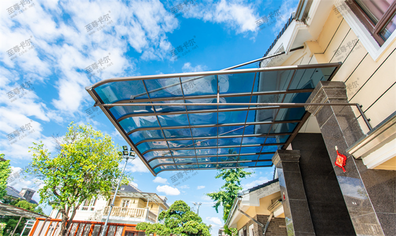 耐力板做的雨棚耐用嗎？耐力板雨棚使用壽命有多長？