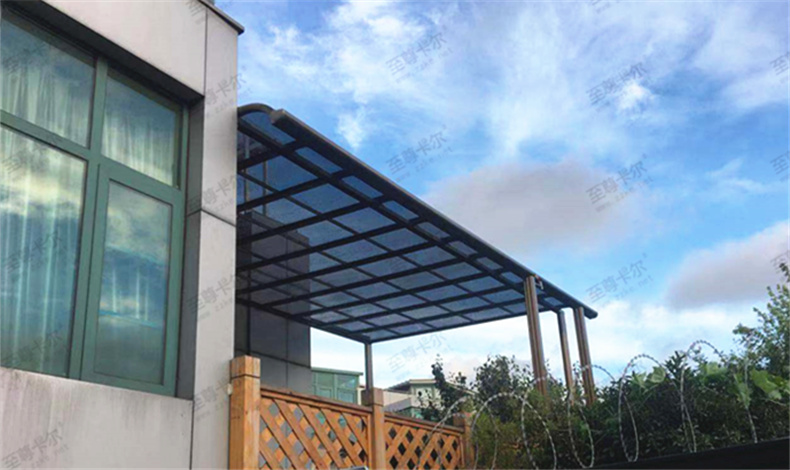 家用雨棚都有哪些材料？家用雨棚用什么材料好？