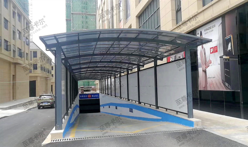 免費(fèi)測量設(shè)計(jì)+詳細(xì)報(bào)價(jià)（坡道棚）