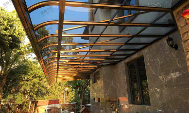 安裝雨棚價格大概是多少？為什么鋁合金雨棚價格比較貴？