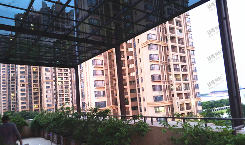 被玻璃雨棚坑慘了！玻璃雨棚圖片與現(xiàn)實的落差有多大？