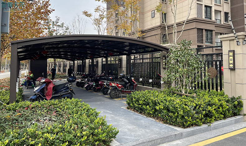小區車棚圖片？制作電動車棚？