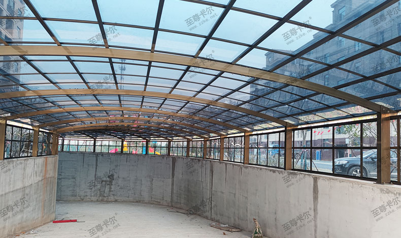 地下停車場(chǎng)入口雨棚做法？地下車庫雨棚效果圖